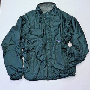 Patagonia green nylon jacket, fleece lining - early 2000s
